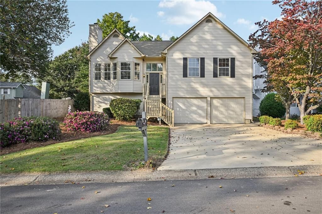 Property Photo: 613 Silverwood Court GA 30066