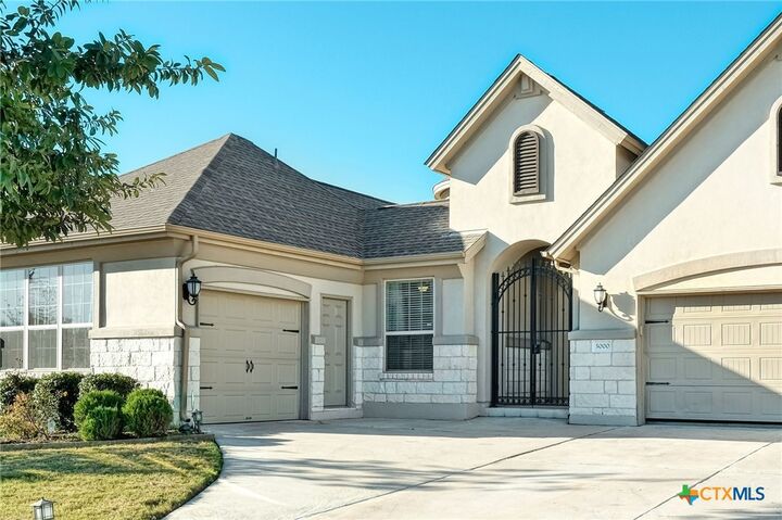 Property Photo: 5000 Savio Drive TX 78665
