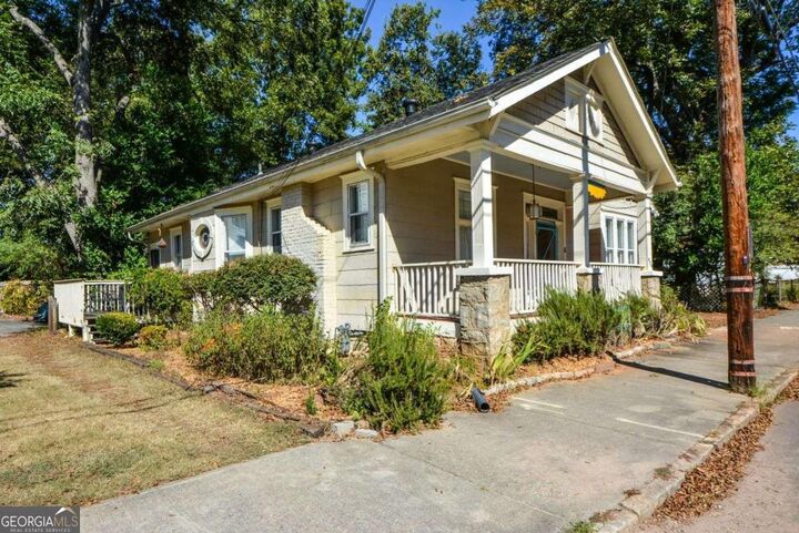 Property Photo: 404 Ormond Street SE GA 30315