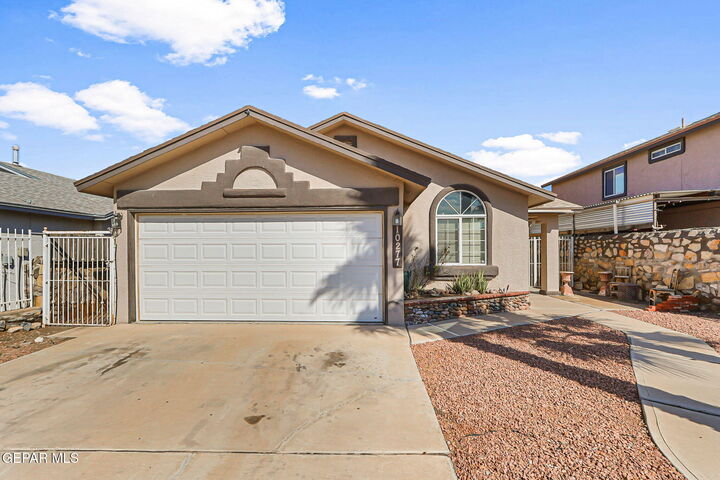 Property Photo: 10277 Valle Suave Drive TX 79927