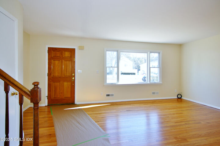 Property Photo:  23 Amherst Road  CT 06878 