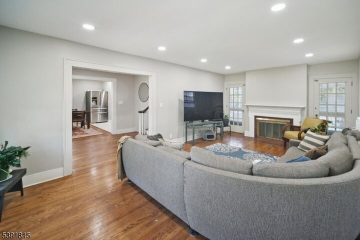 Property Photo:  356 N Arlington Ave  NJ 07017