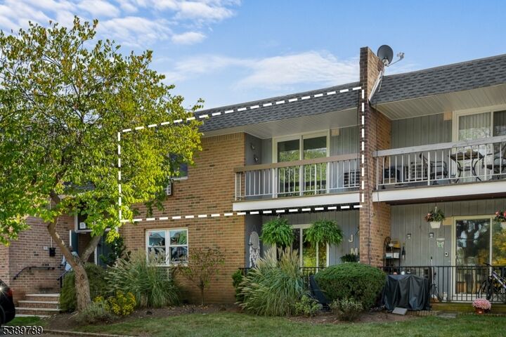Property Photo: 806 Eves Dr 2M NJ 08844