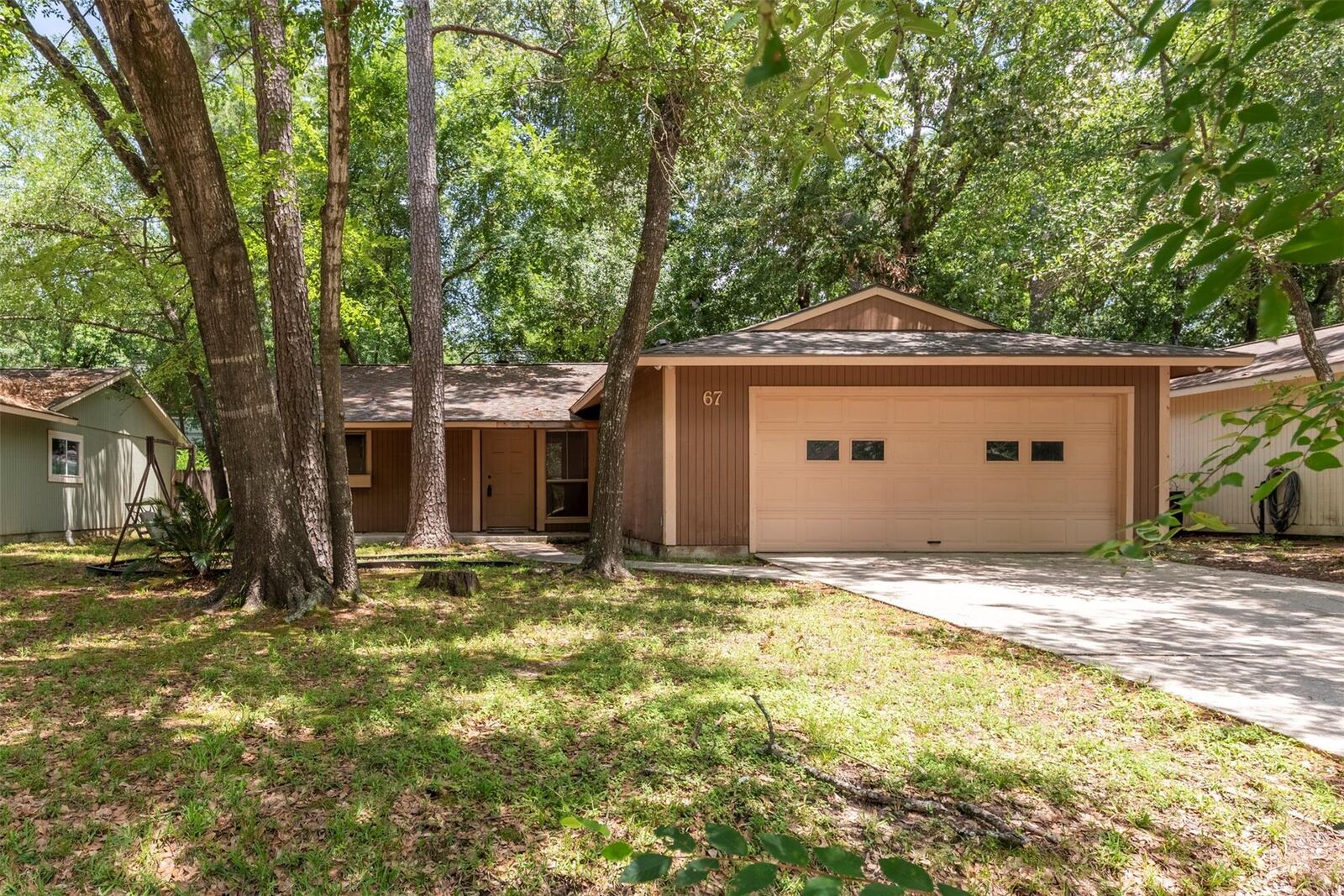 Property Photo: 67 Marabou Place TX 77380