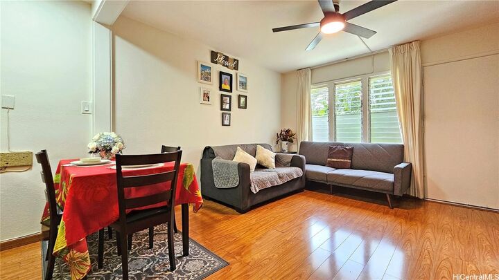 Property Photo:  98-1395 Hinu Place 98  HI 96782 