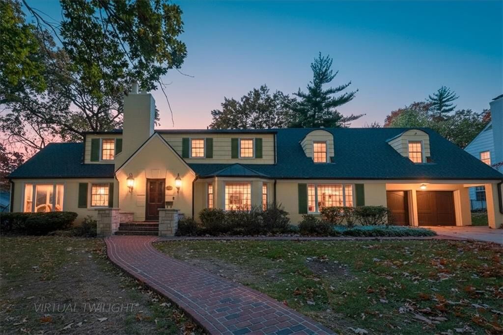 Property Photo: 2501 W 64th Street KS 66208