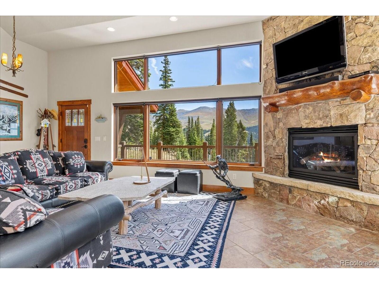 Property Photo:  221 Kimmes Ln  CO 80424