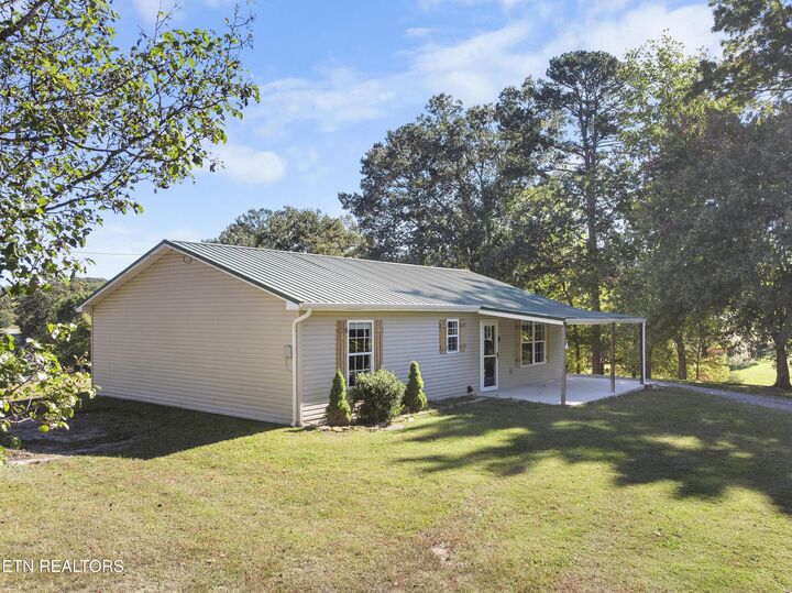 Property Photo: 415 McGhee Lane TN 37757