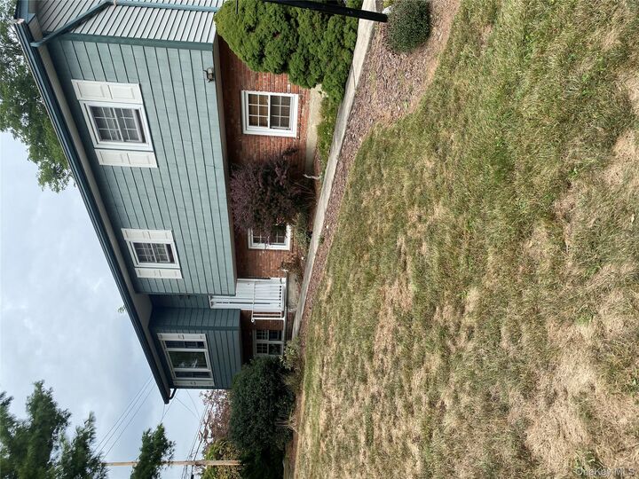 Property Photo: 10 Glen Court NY 10920
