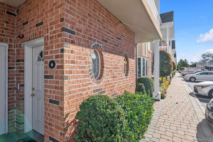 Property Photo: 6 Sarah Court NY 11701