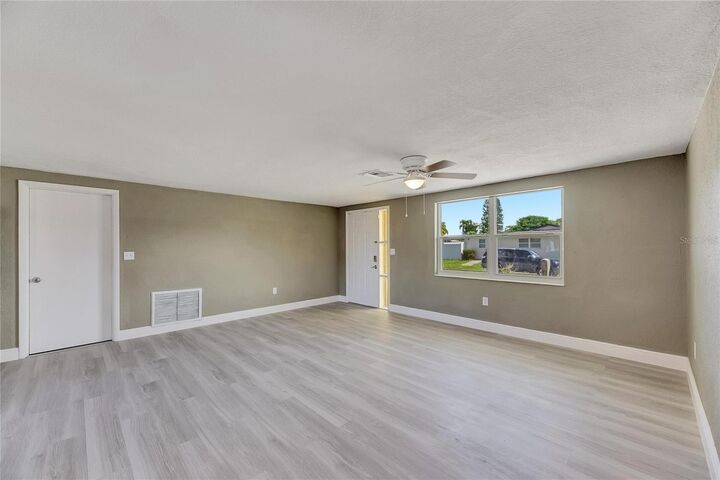 Property Photo:  4923 Alcea Street  FL 34652