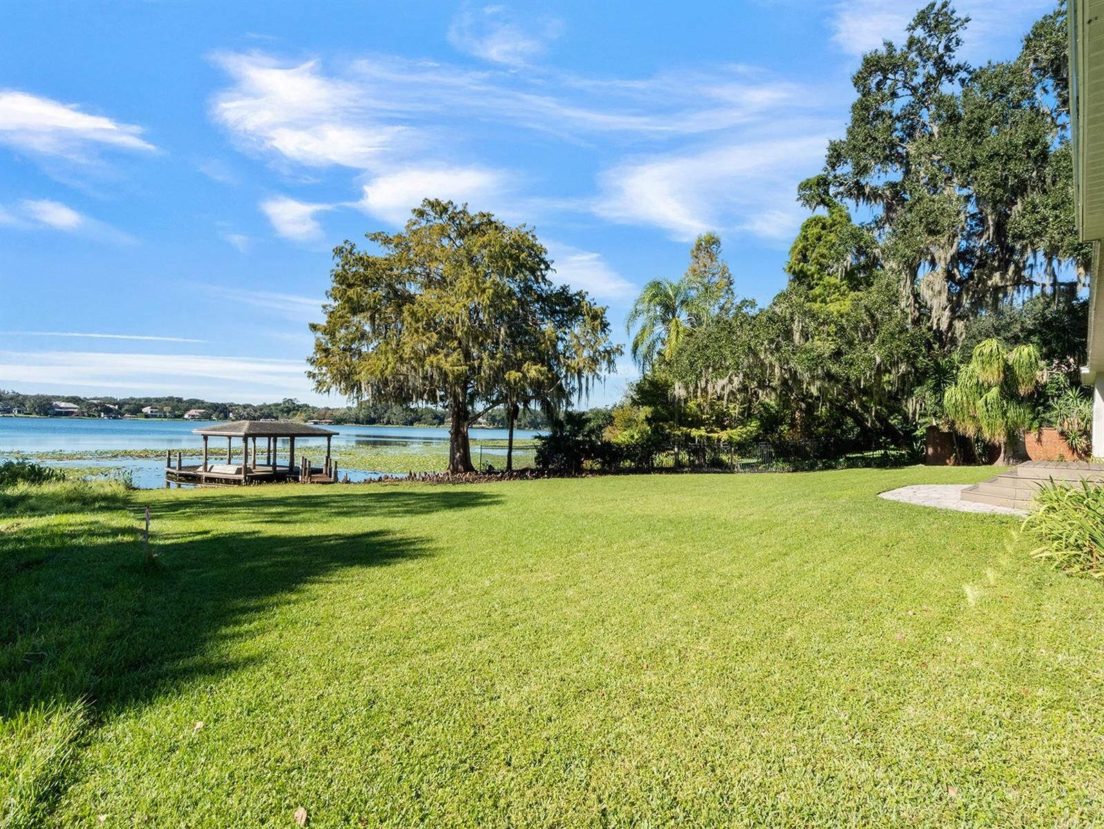Property Photo:  633 Balmoral Road  FL 32789