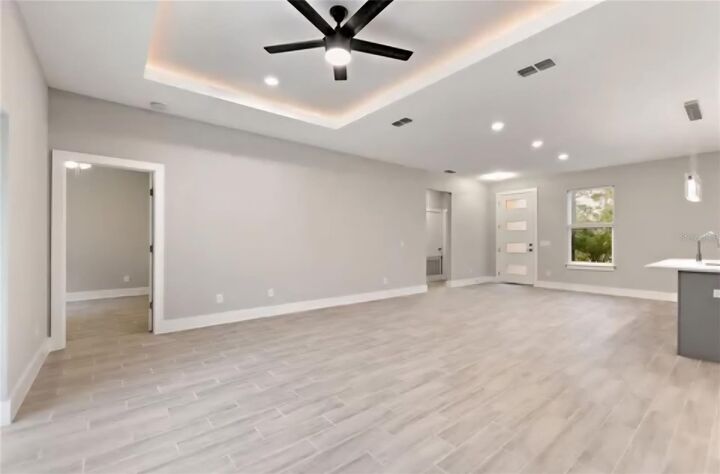 Property Photo: 112 Violet Court FL 34759