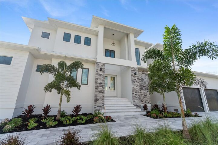 Property Photo: 530 De Narvaez Drive FL 34228