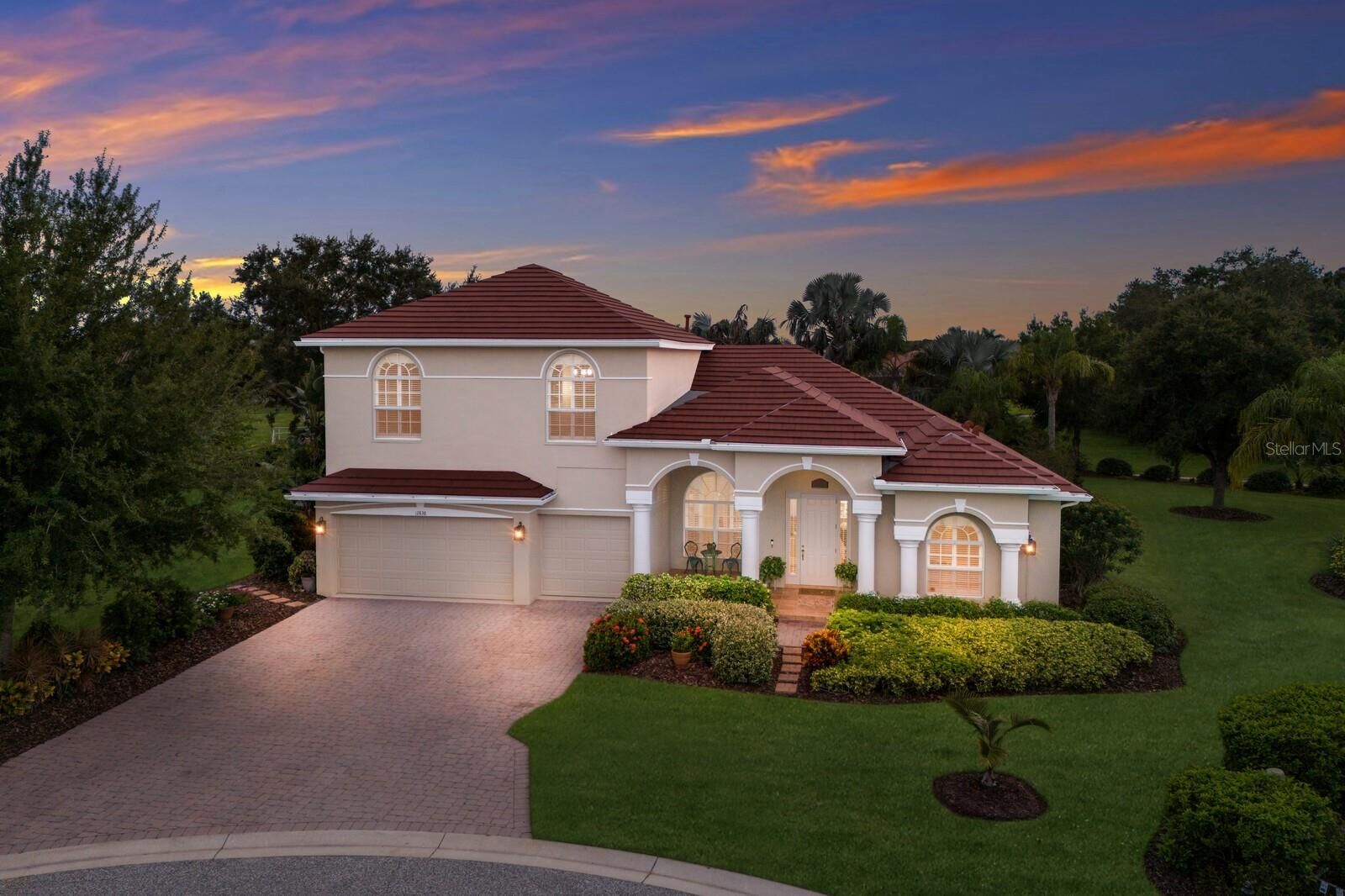 Property Photo: 12838 Daisy Place FL 34212
