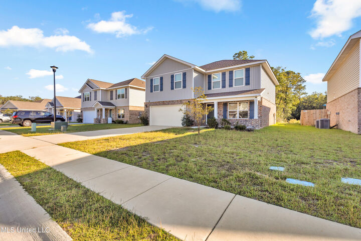 Property Photo:  62 Saltmeadow Circle  MS 39564