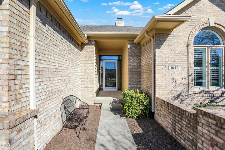 Property Photo: 1646 Foxmere Boulevard IN 46142