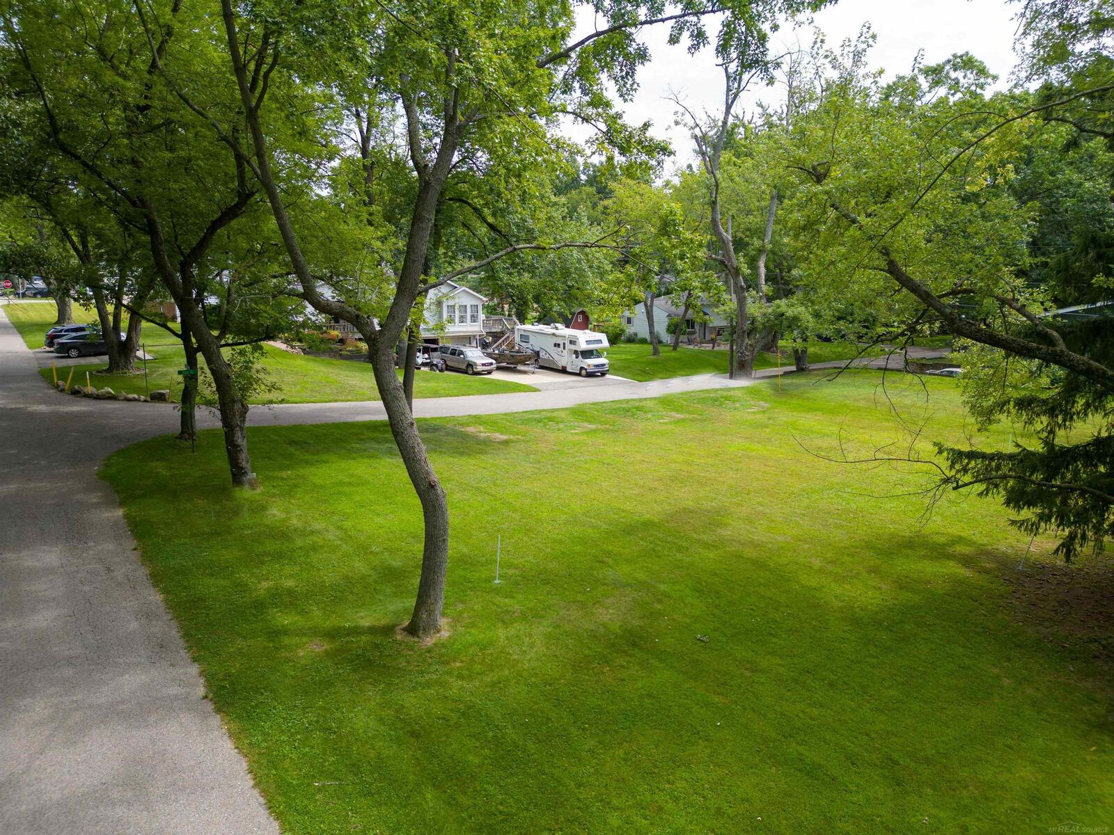 Property Photo: 7381 Crestmore Street MI 48323