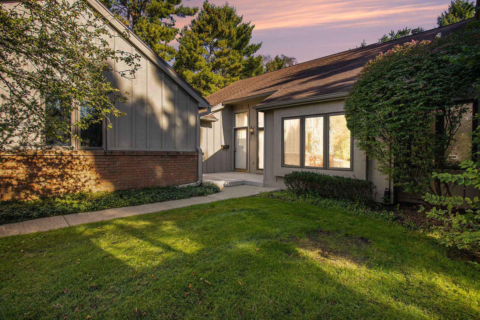 Property Photo:  213 Raintree Circle  MI 49006