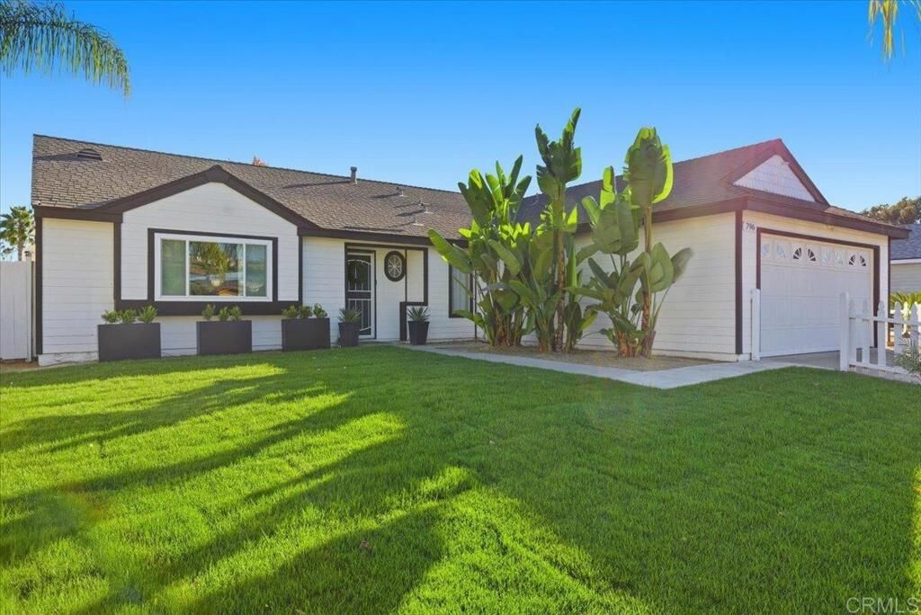 Property Photo: 796 Arthur Avenue CA 92057