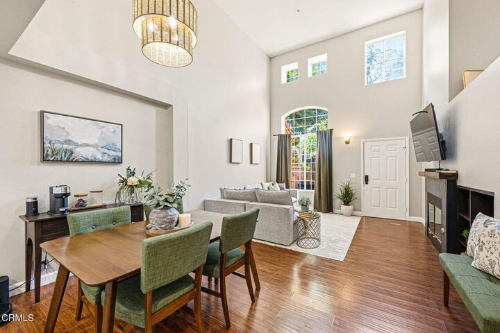 Property Photo:  807 Kingfisher Way  CA 93030 