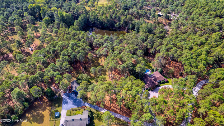 Property Photo:  207 Bump A Long Lane  NC 28387