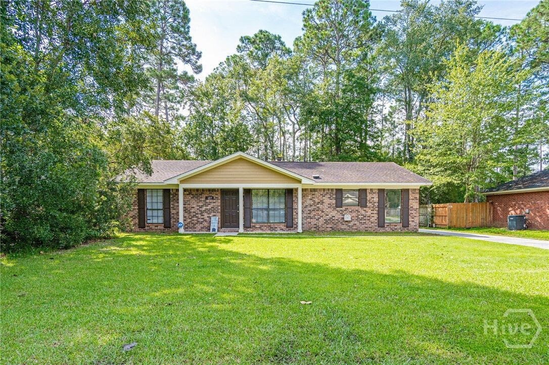 Property Photo:  127 John Glenn Drive  GA 31326 