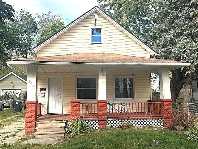 Property Photo: 6812 Lawn Avenue OH 44102
