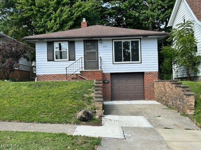 Property Photo:  4932 E 93rd Street  OH 44125