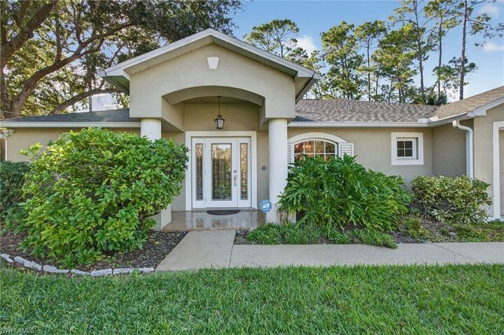 Property Photo: 1741 17th St SW FL 34117