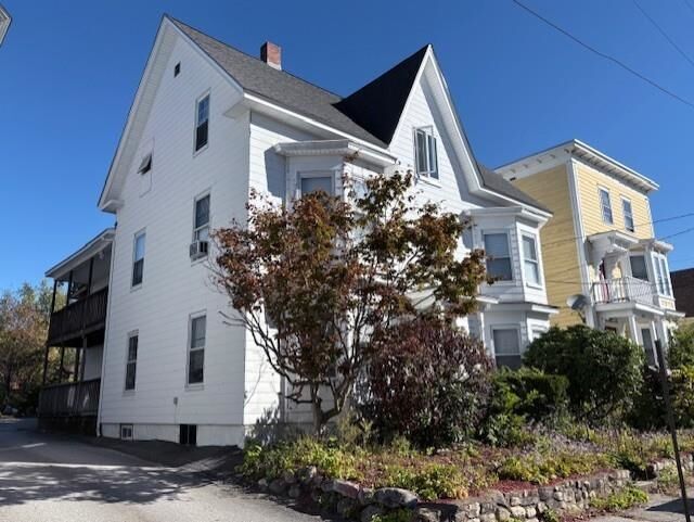 Property Photo:  350 Pearl Street  NH 03103