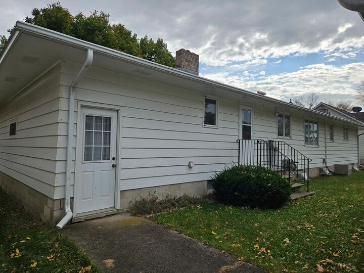 Property Photo:  105 Robert Street  MN 56325 