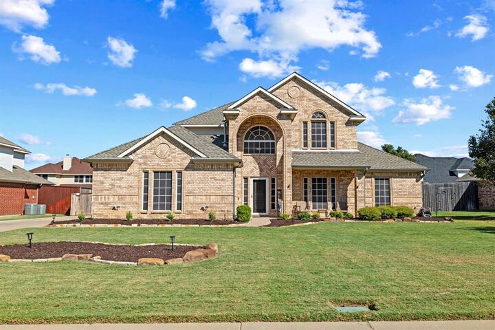 1209 Forest Green Drive  Kennedale TX 76060 photo
