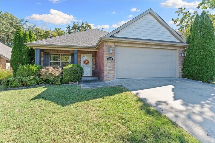 2640 N Villa Boulevard  Fayetteville AR 72703 photo