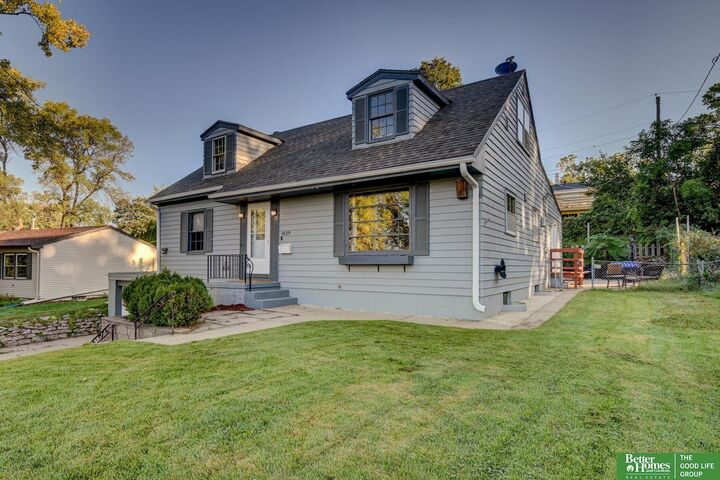 Property Photo: 1629 Post Drive NE 68114