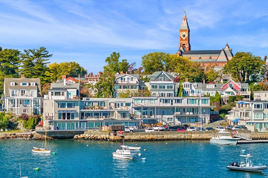 Property Photo:  24 Lee Street B10  MA 01945 