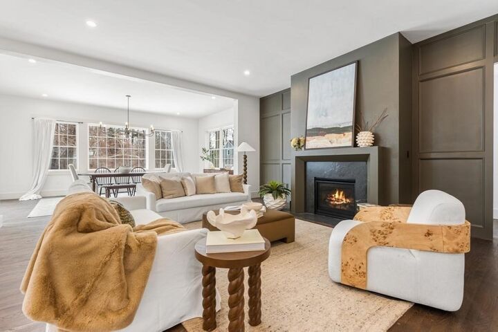 Property Photo:  31 Porter Rd  MA 01810 