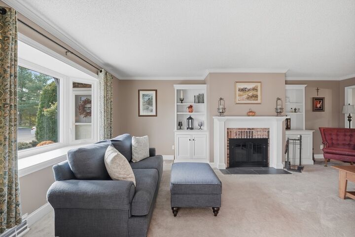 Property Photo:  20 Castle Hill Rd  MA 01001 