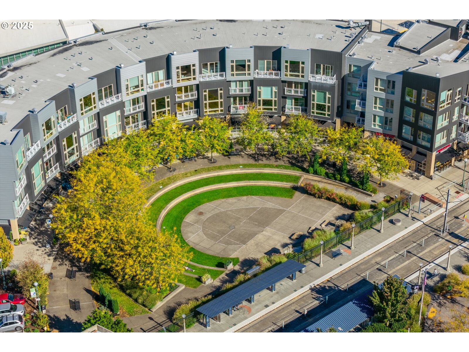 Property Photo: 12600 SW Crescent St 207 OR 97005