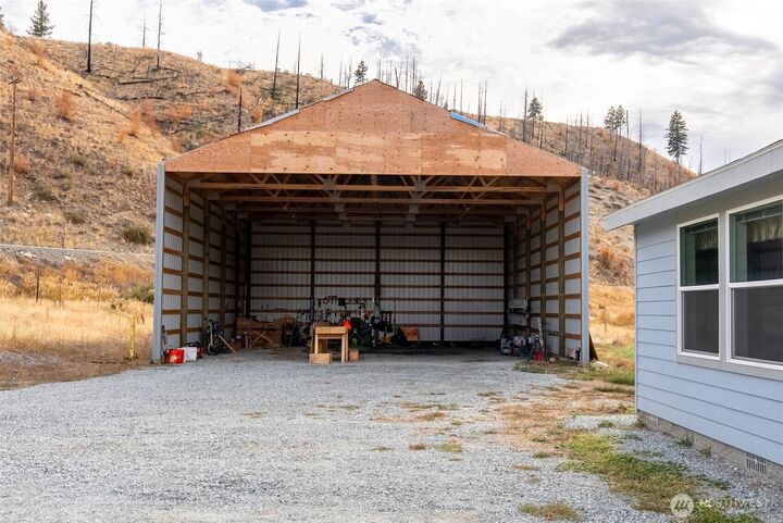 Property Photo:  2431  Highway 153  WA 98856