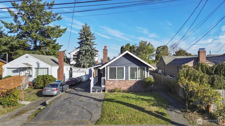 120 N 80th Street  Seattle WA 98103 photo