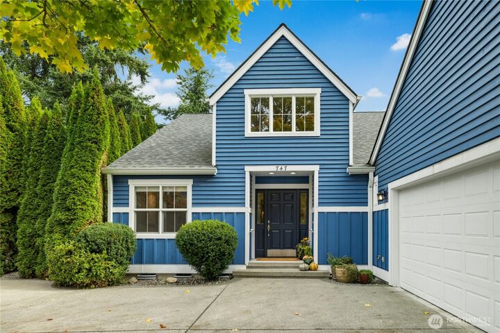 Property Photo: 747 Village Circle NW WA 98110