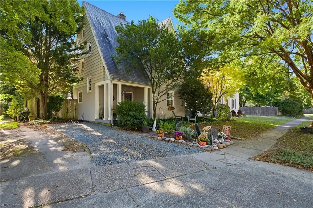 Property Photo: 317 Palen Ave VA 23601