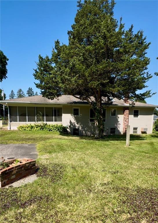 Property Photo:  16 Tallyho Road  RI 02864 