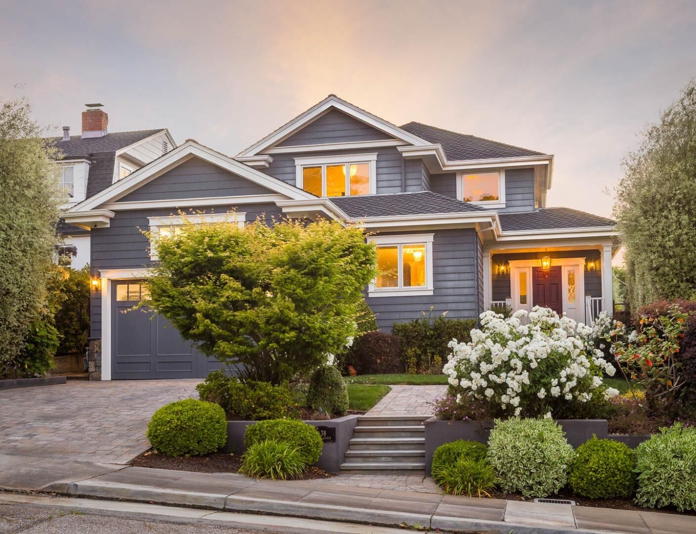 Property Photo: 638 Oregon Avenue CA 94402