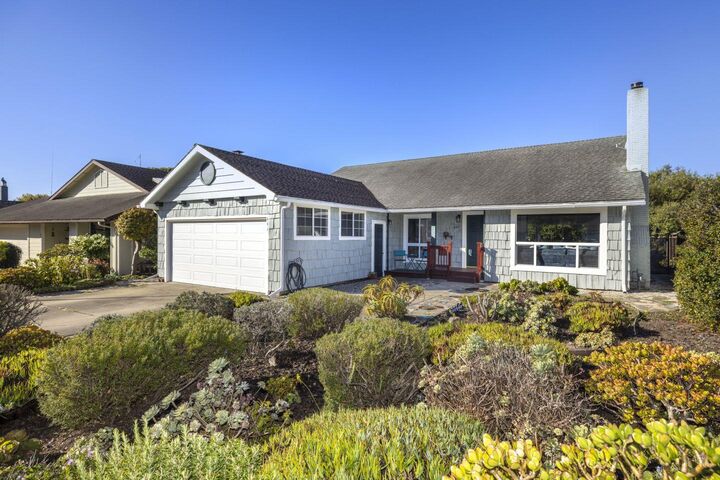 Property Photo:  441 Bridgeport Drive  CA 94018 