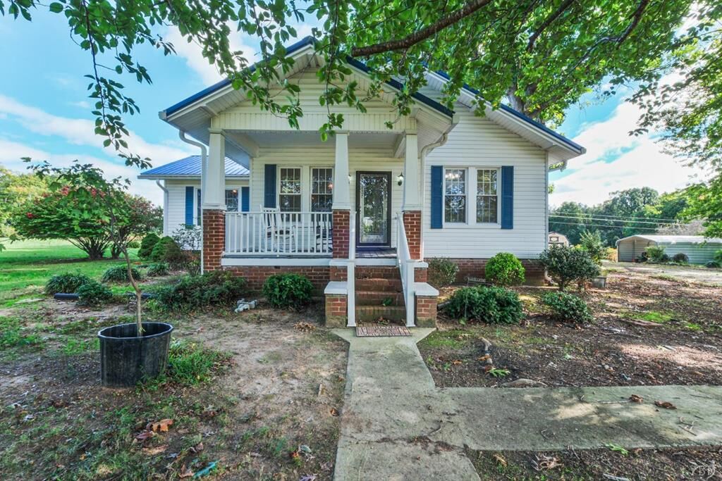 Property Photo:  200 Bradner Road  VA 23923 