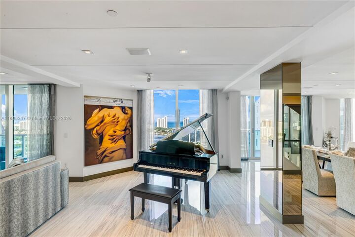 Property Photo: 3301 NE 183rd St 3008 FL 33160