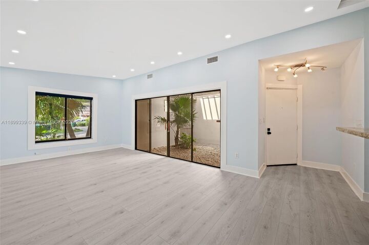 Property Photo: 7366 SW 105th Pl FL 33173