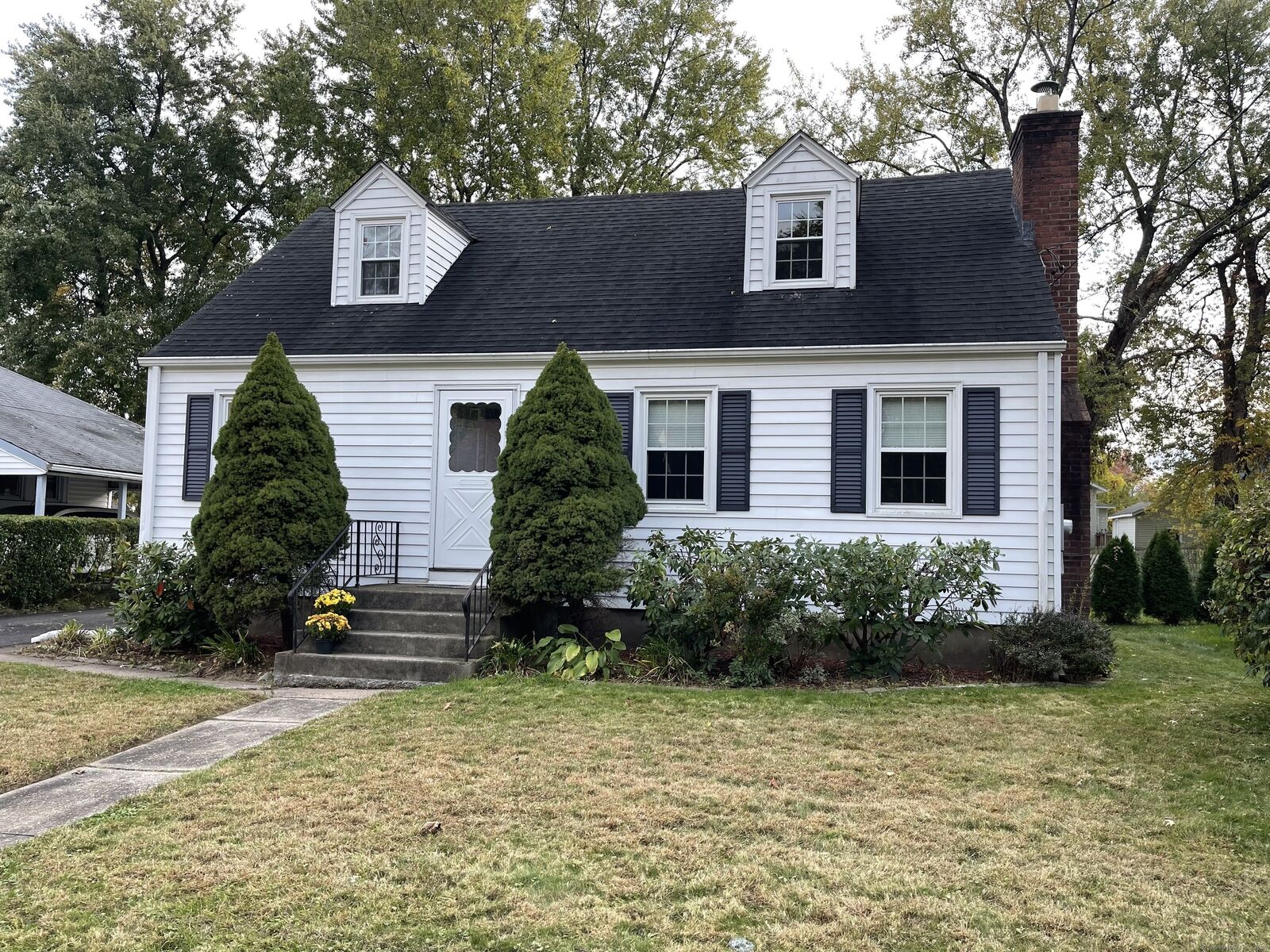 Property Photo:  30 Lovell Avenue  CT 06095 